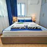 Stylish 1br Apt, Pool Views, Private Patio, 1min Walk To Gym *