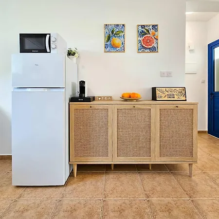 Appartement Stylish 1br Apt, Pool Views, Private Patio, 1min Walk To Gym