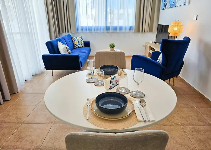 Stylish 1br Apt, Pool Views, Private Patio, 1min Walk To Gym Apartmán *