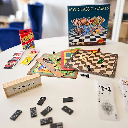 Stylish 1br Apt, Pool Views, Private Patio, 1min Walk To Gym Pafos